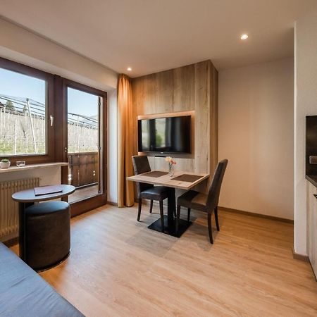Residence Neuhof ティローロ エクステリア 写真